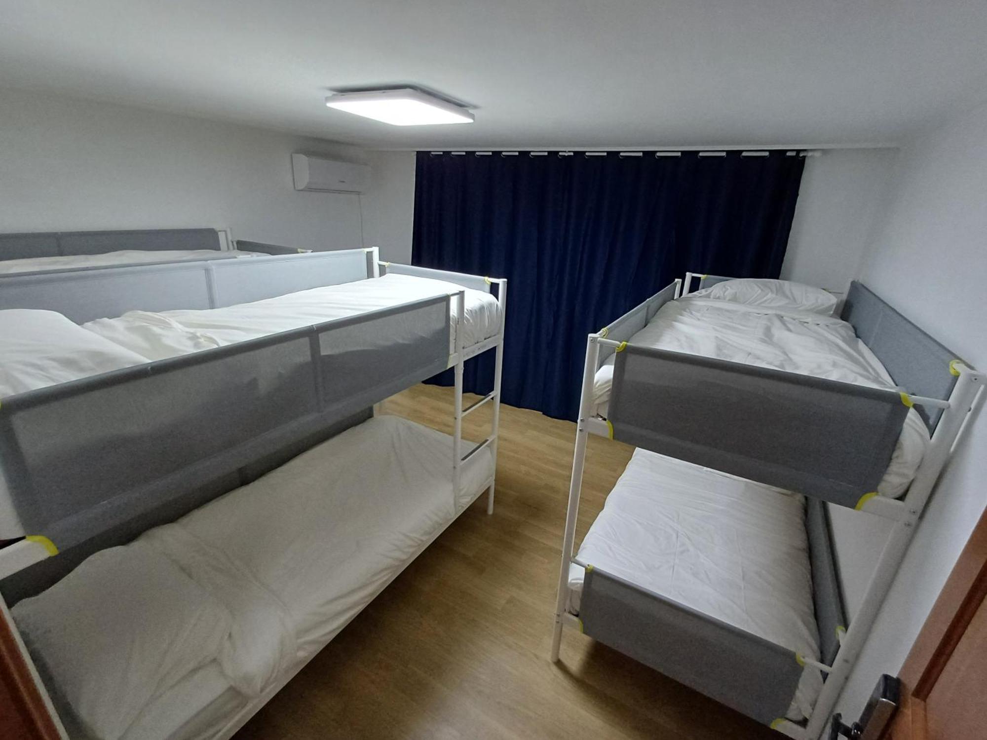 Ocean'S Guesthouse - Foreigners Only Seoul Exteriör bild